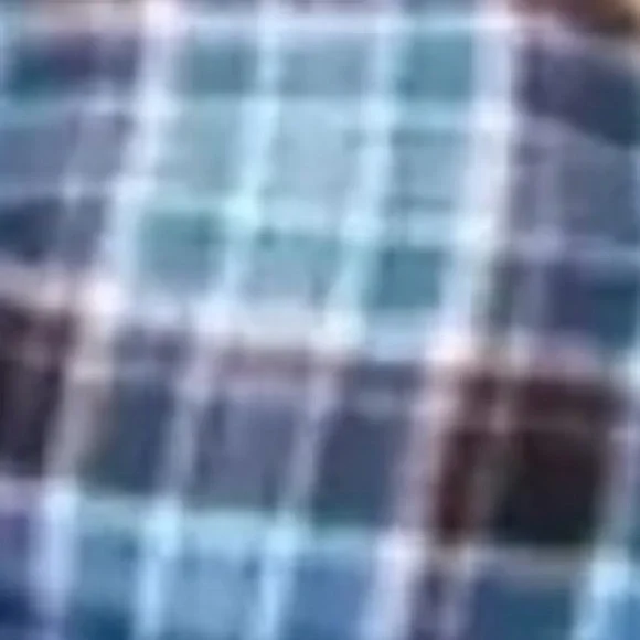 Free 🆕Plaid Crop Top - Picture 5 of 15